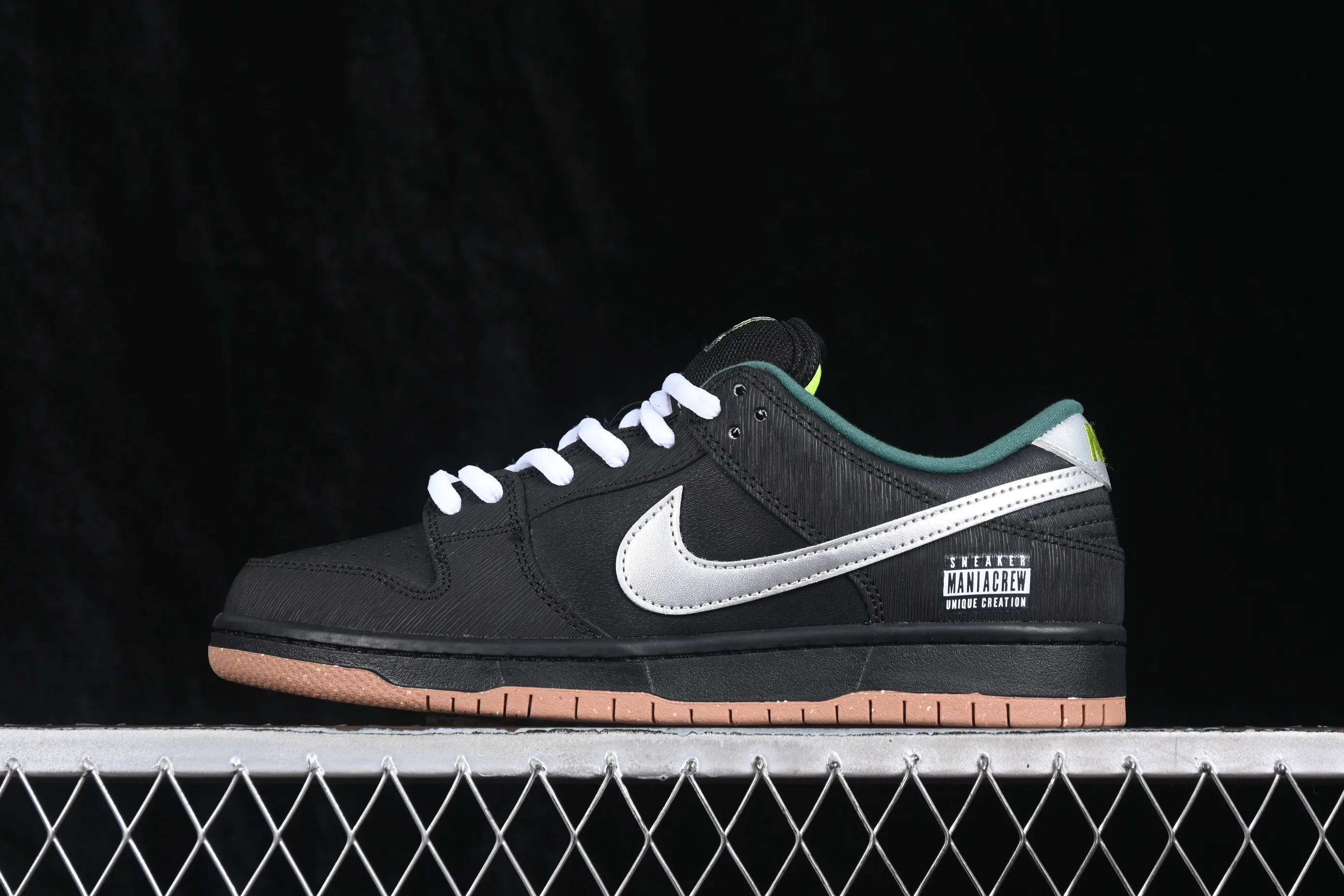 All categories Nk SB Dunk Series Nk SB Dunk Low High-end customized low-top sneakers Nike SB Dunk Low low-top casual skateboard shoes FQ7585-200